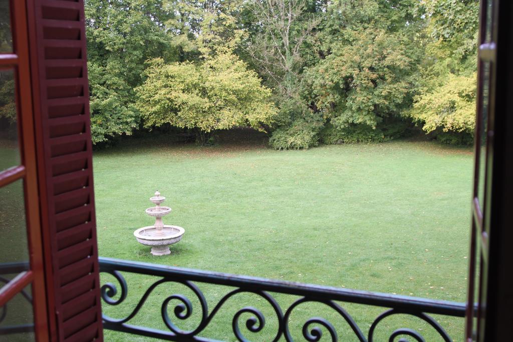 Chateau Du Breuil Bed & Breakfast Gevrolles ห้อง รูปภาพ